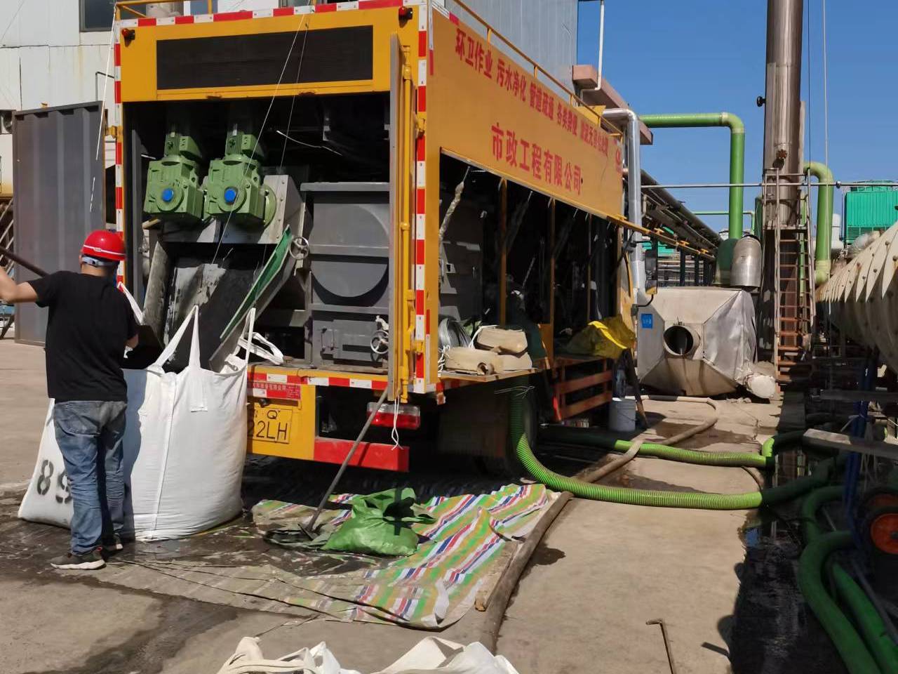 阳新淤泥压干处理